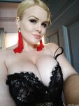 Lilli Luxe Onlyfans pictures