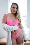 AJ Applegate Onlyfans pictures