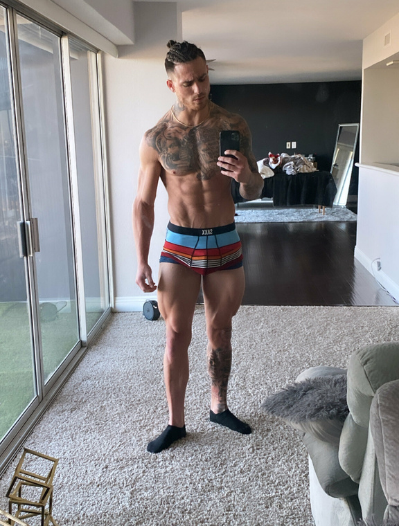 Flexwiththane Onlyfans pictures