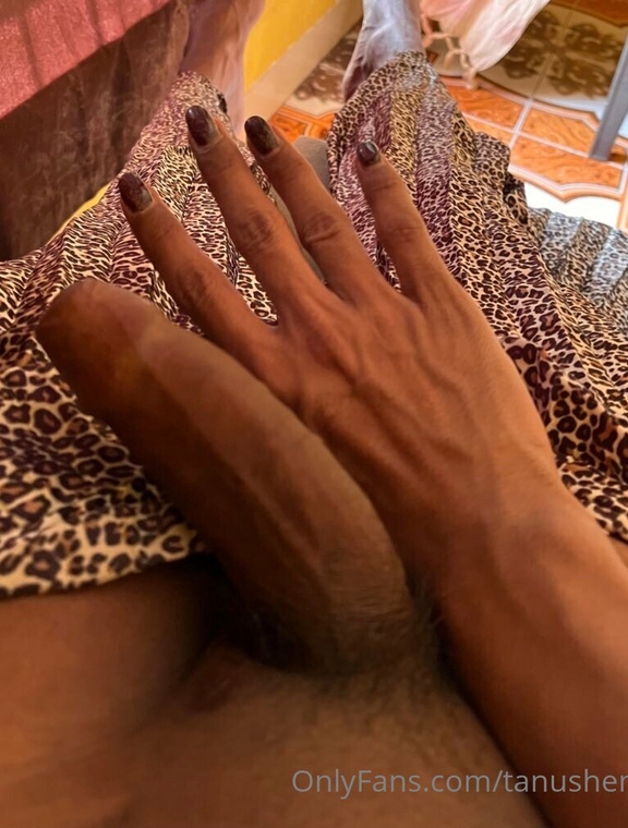 Tanushemale21 Onlyfans pictures