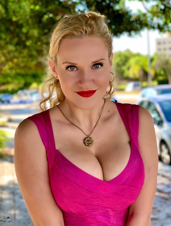 Dolly Fox